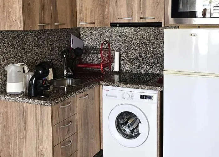 Apartamento A Stone's Throw From The Golden Mile With Breathtaking Ocean And Mountain Views *