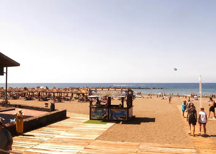 Διαμέρισμα A Stone's Throw From The Golden Mile With Breathtaking Ocean And Mountain Views