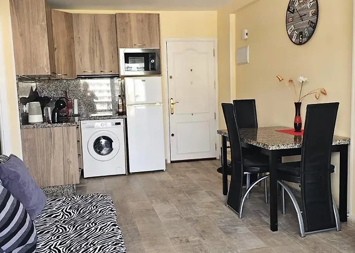 Apartman A Stone's Throw From The Golden Mile With Breathtaking Ocean And Mountain Views Playa de las Américas